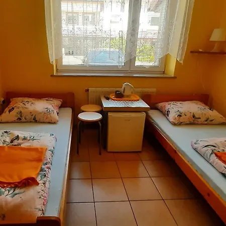 Pokoje Goscinne Ibiza Großmöllen Exterior foto